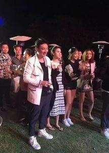 明星粉丝后宫团,粉丝们的疯狂追星之旅