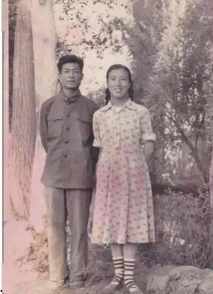 广德楼吃瓜,吃瓜群众的欢乐盛宴