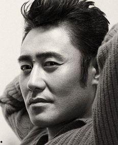 男视频明星,揭秘男视频明星的星光之路