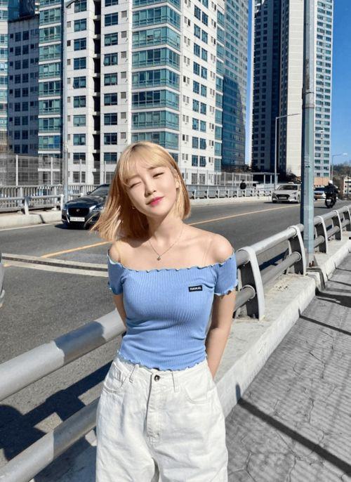 新款网红夜场女上衣图,网红同款上衣，性感时尚一触即发