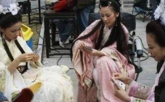 明星片场打戏小说,幕后英雄的打戏传奇